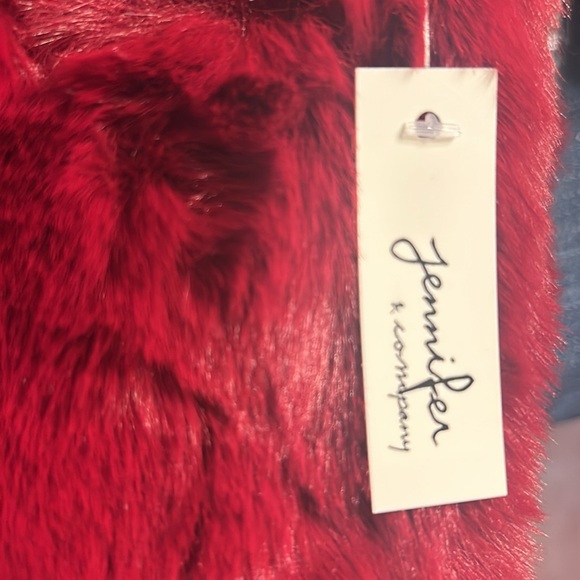 Faux Fur Bling Pull Through Scarf in Burgundy - Picture 3 of 3